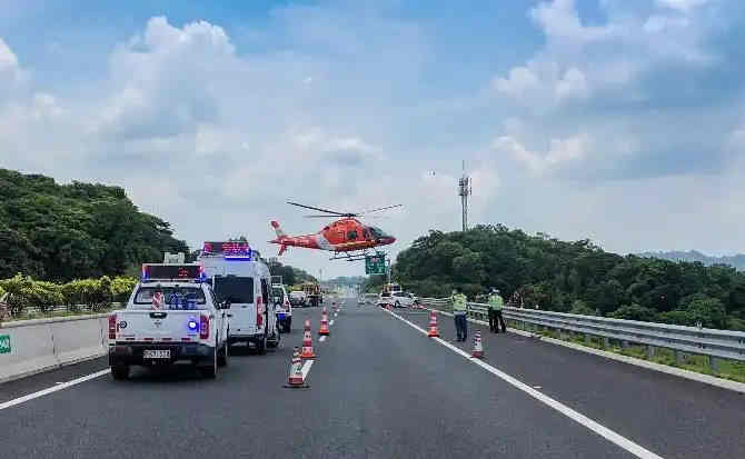 海城区高速公路汽车救援案例